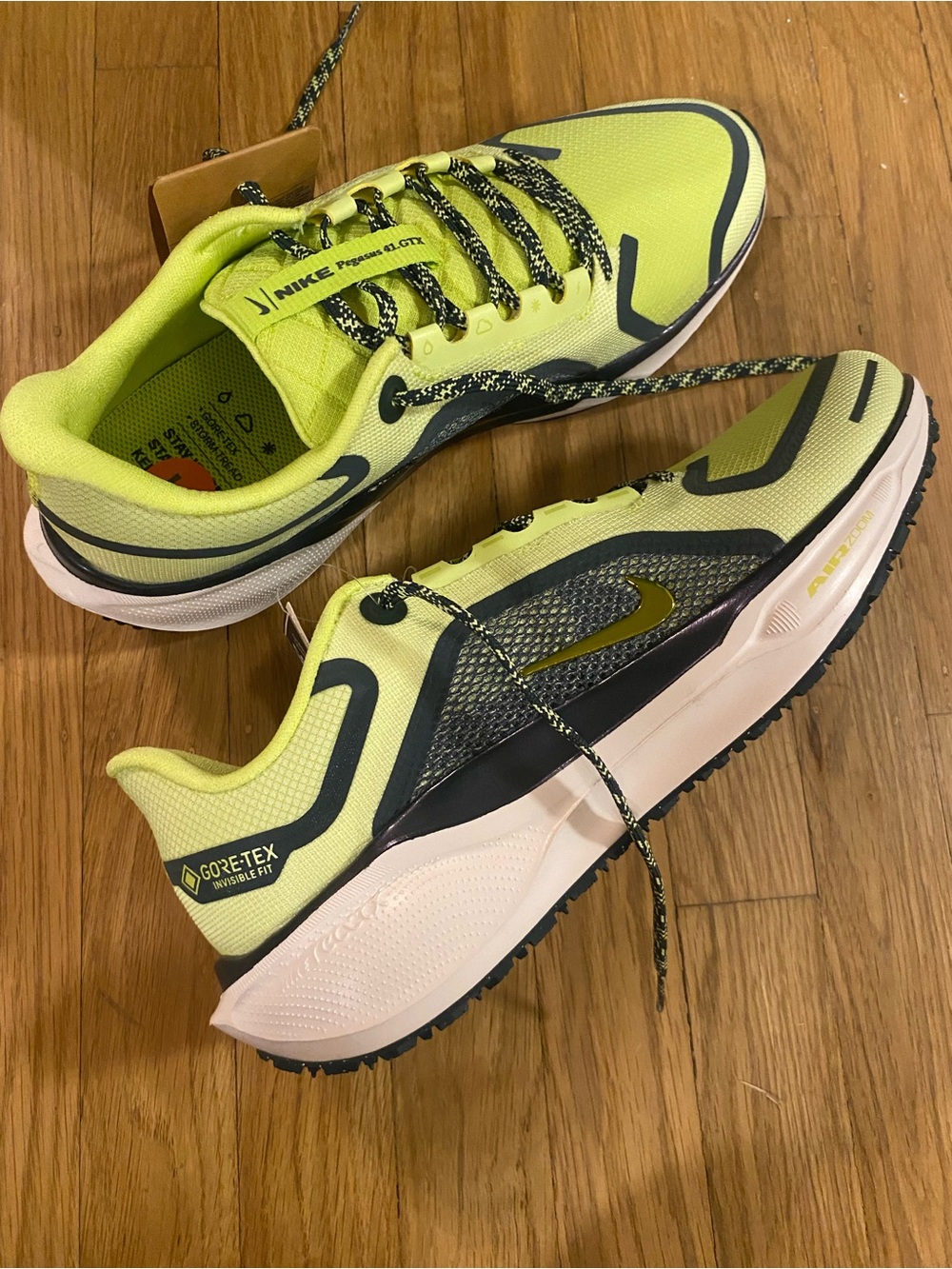 Nike Air Zoom Pegasus 41 GORE-TEX Cyber Light Lemon Twist Womens Shoes